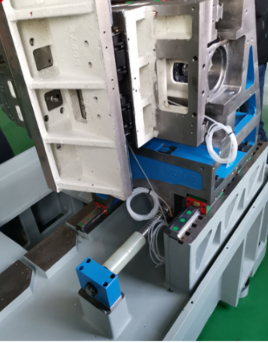картинка Токарный станок BL-i42 ECO B от G2R